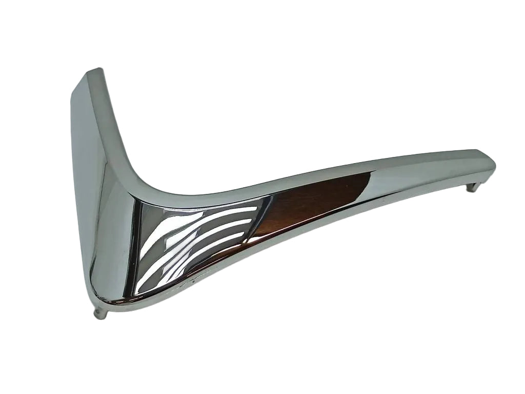 Nakładka dekor nad halogen lewa chrom Ligier JS60